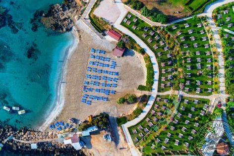 CAVO MARIS BEACH